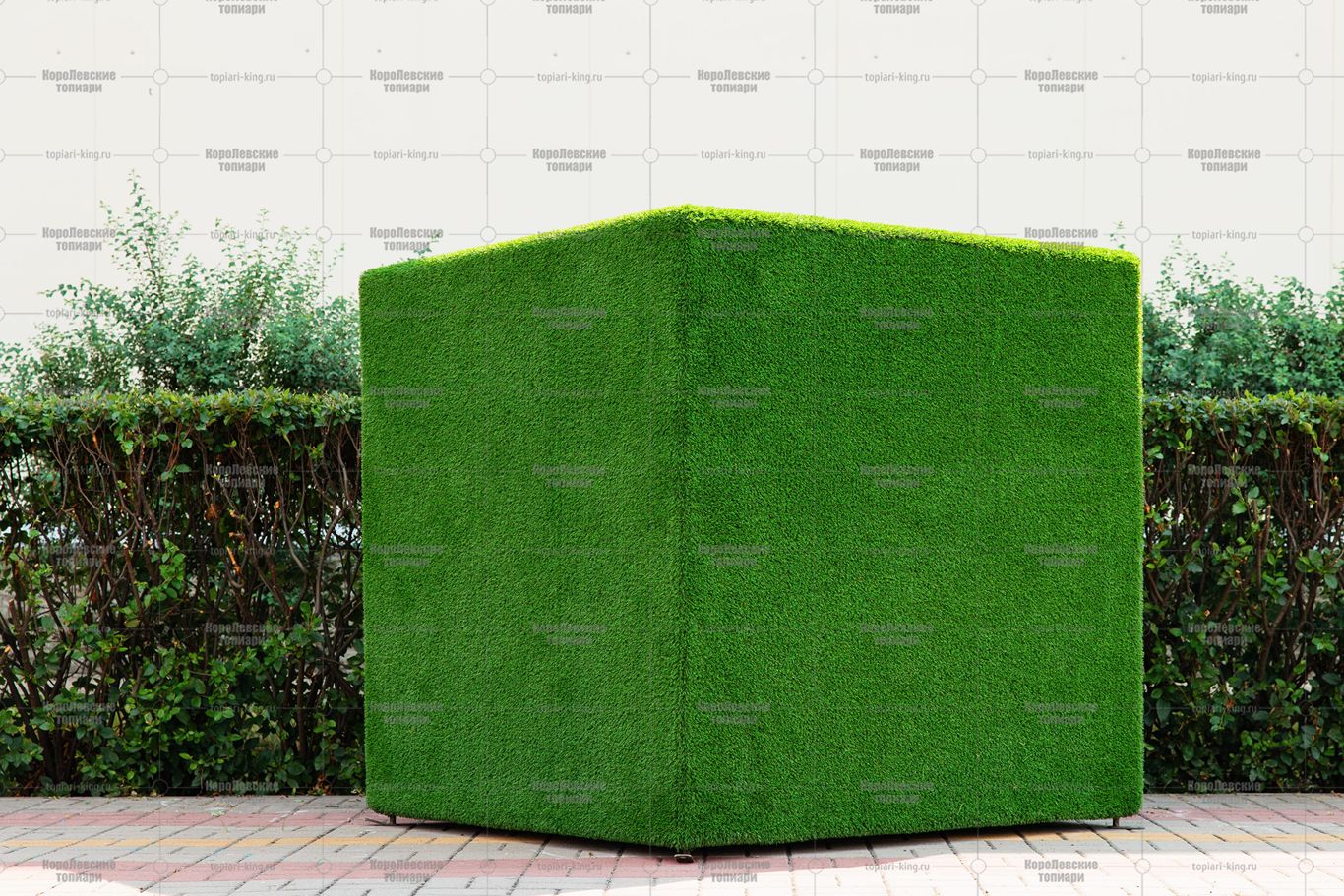 Топиари куб, зеленый, большой — газон Eco Топиари куб, зеленый, большой - газон Eco